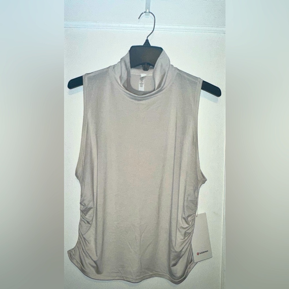 NWT Lululemon Sleeveless “See the Horizon” Tank Top
